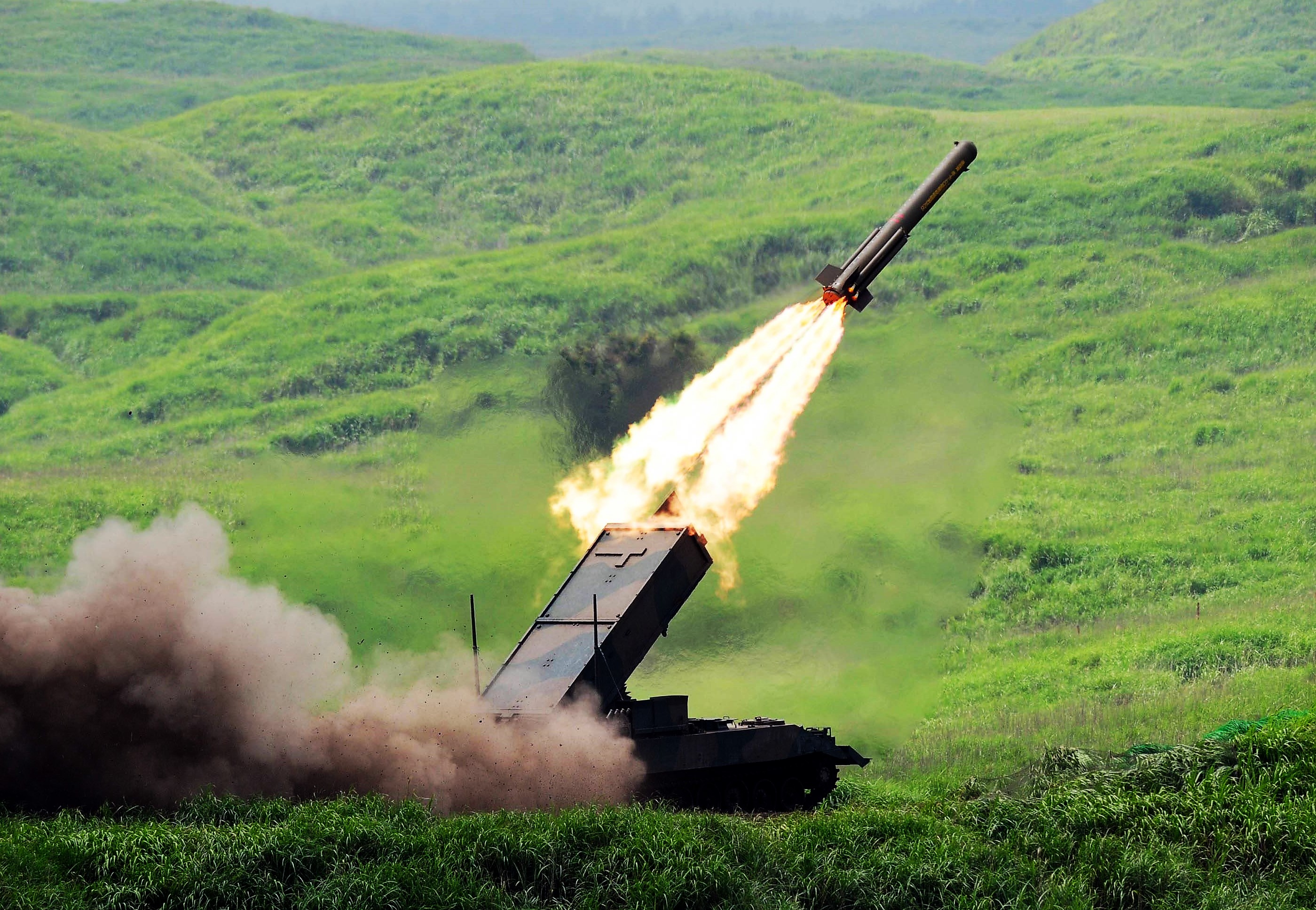 Putins nächste Drohung! Weltuntergangswaffe Satan-2! Wird der Kreml-Chef nun den Knopf drücken?