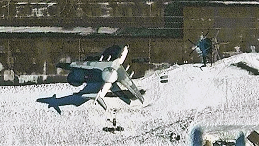 Partisanen zerstören russisches Militär Millionen-Flugzeug! Irres Video▶️  blamiert Putin! 