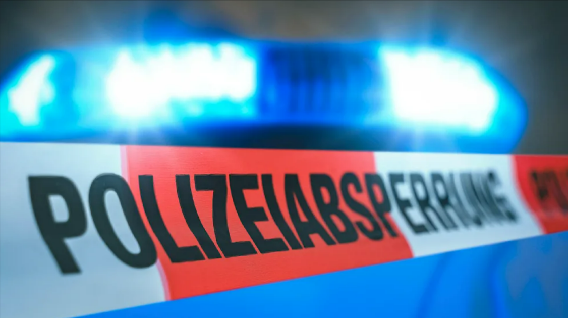 Ehepaar erschossen und verbrannt - Polizei verdächtigt 15-jährigen Sohn der Opfer als Täter!