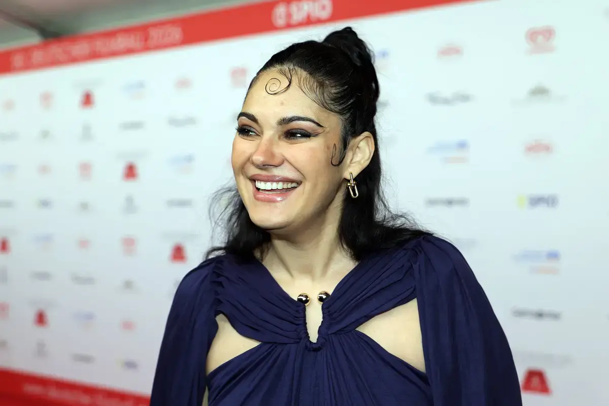 Nilam Farooq überrascht: Warum sie ihre Schwangerschaft jetzt selbst bekanntgab