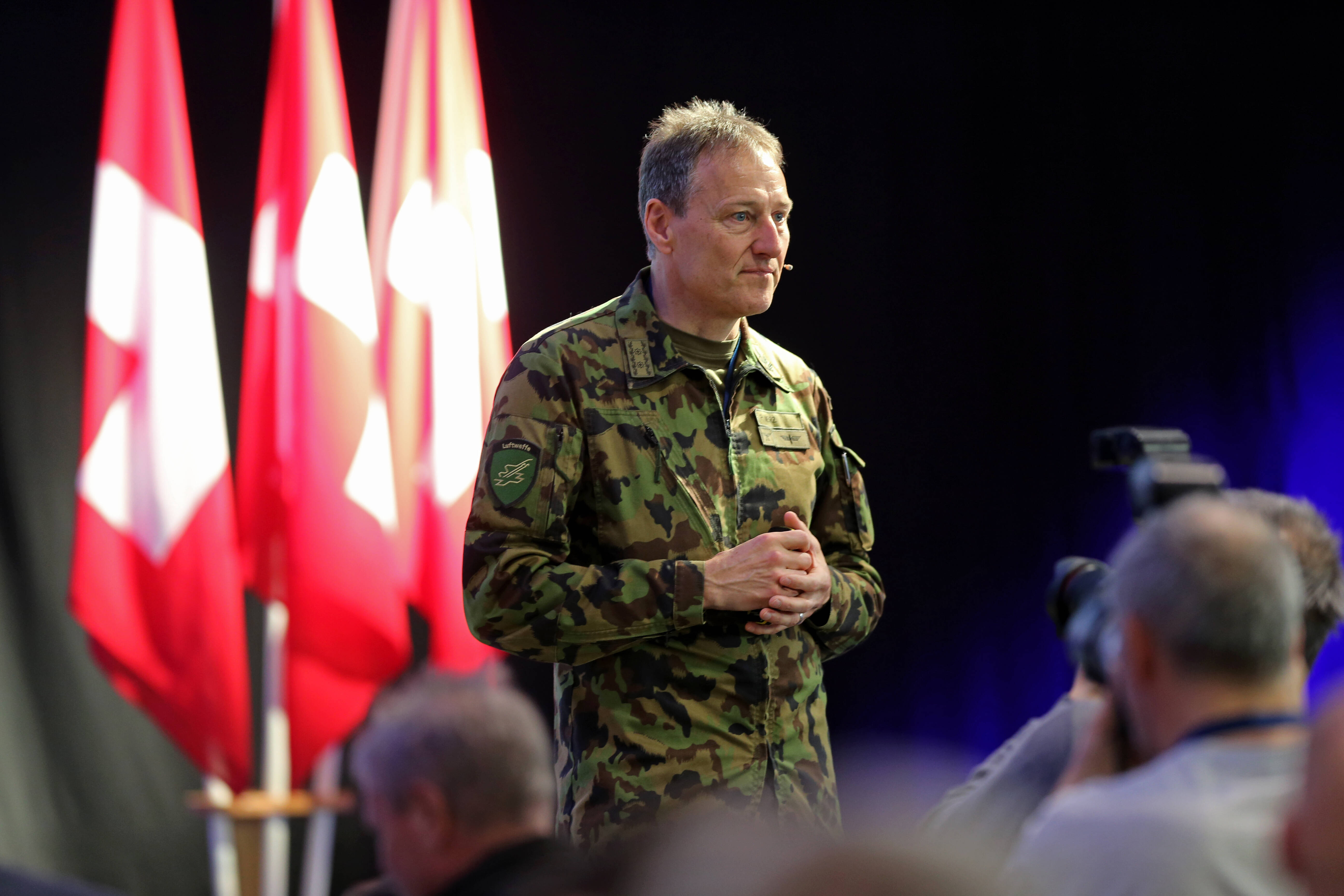 Russisches Gold geht Tonnenweise in die Schweiz! So retten die Reichen Russen ihr Vermögen!