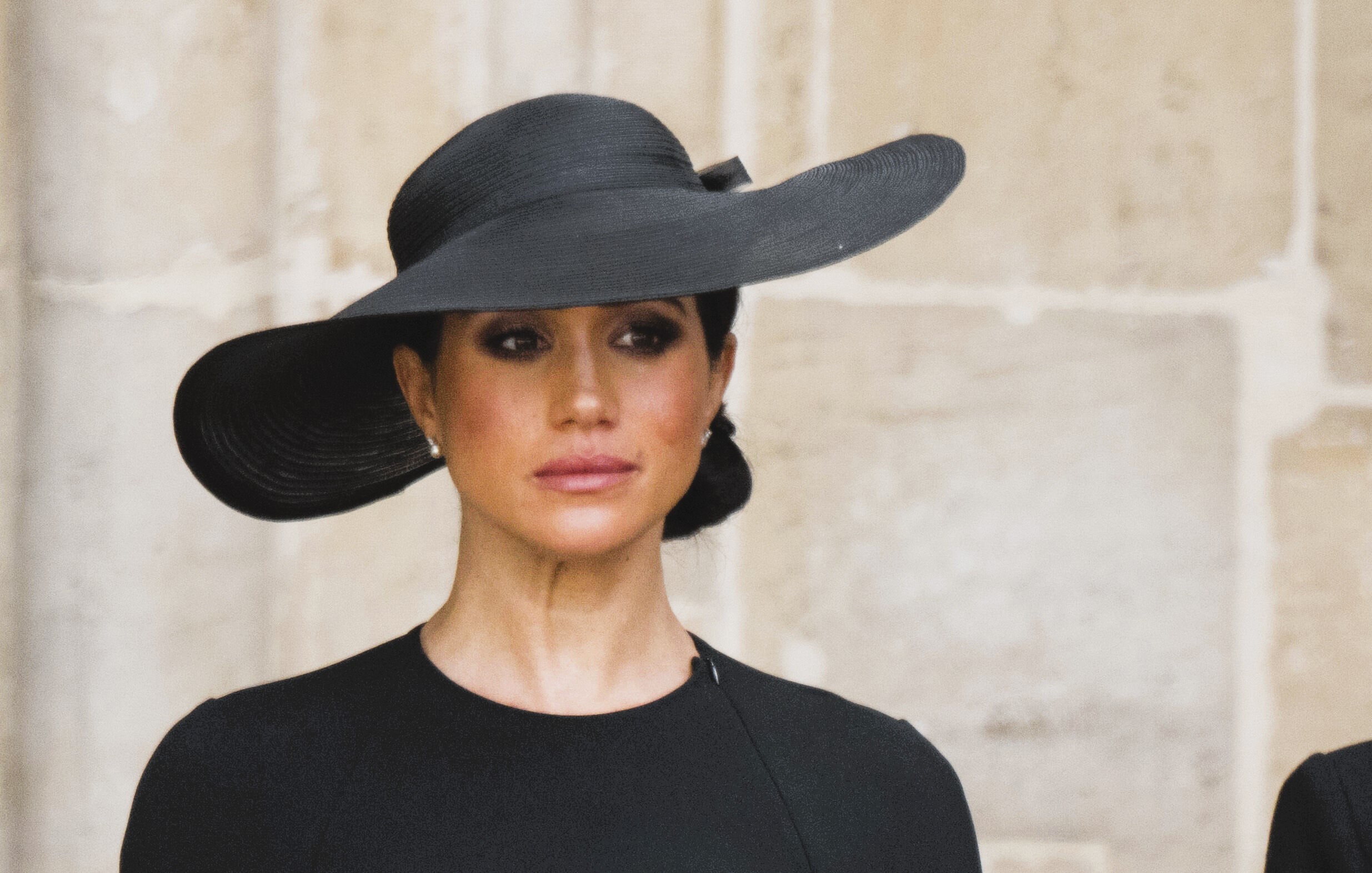 Fake-Villa und Gejammer! Royal-Fans vernichten Harrys und Meghans Lügenmärchen auf Netflix!