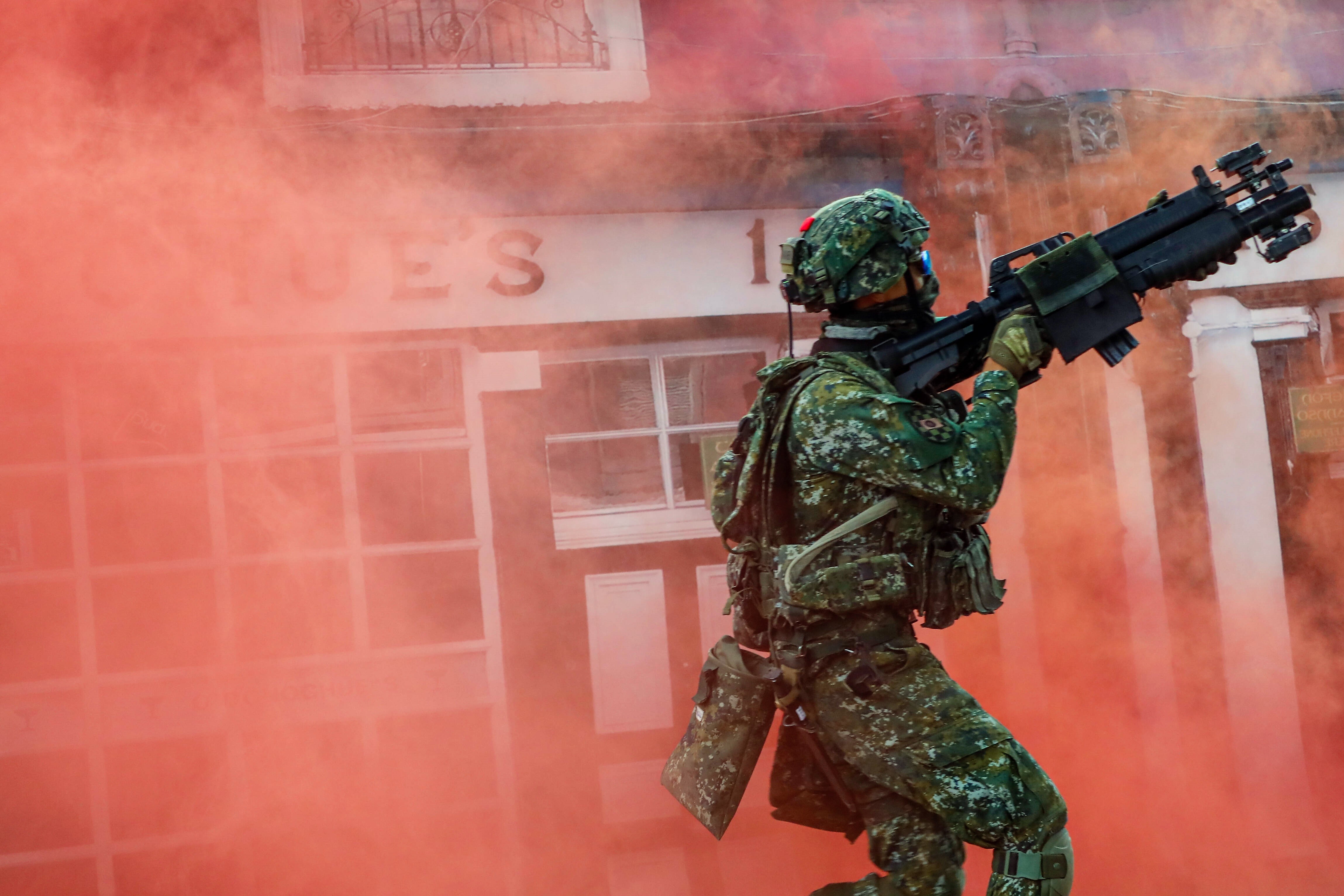 Gefahr für die Ukraine! Neue, schwer bewaffnete Elite-Söldnergruppe formiert sich auf der Krim!