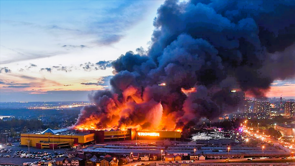 Brennt Putins Geheimdienst? Feuer in Moskau! Riesige Rauchsäulen über der Stadt - Video zeigt Brand