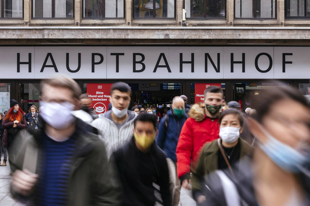 Bombendrohung gegen Hauptbahnhof! Bahnhof evakuiert, Zugverkehr ausgesetzt!