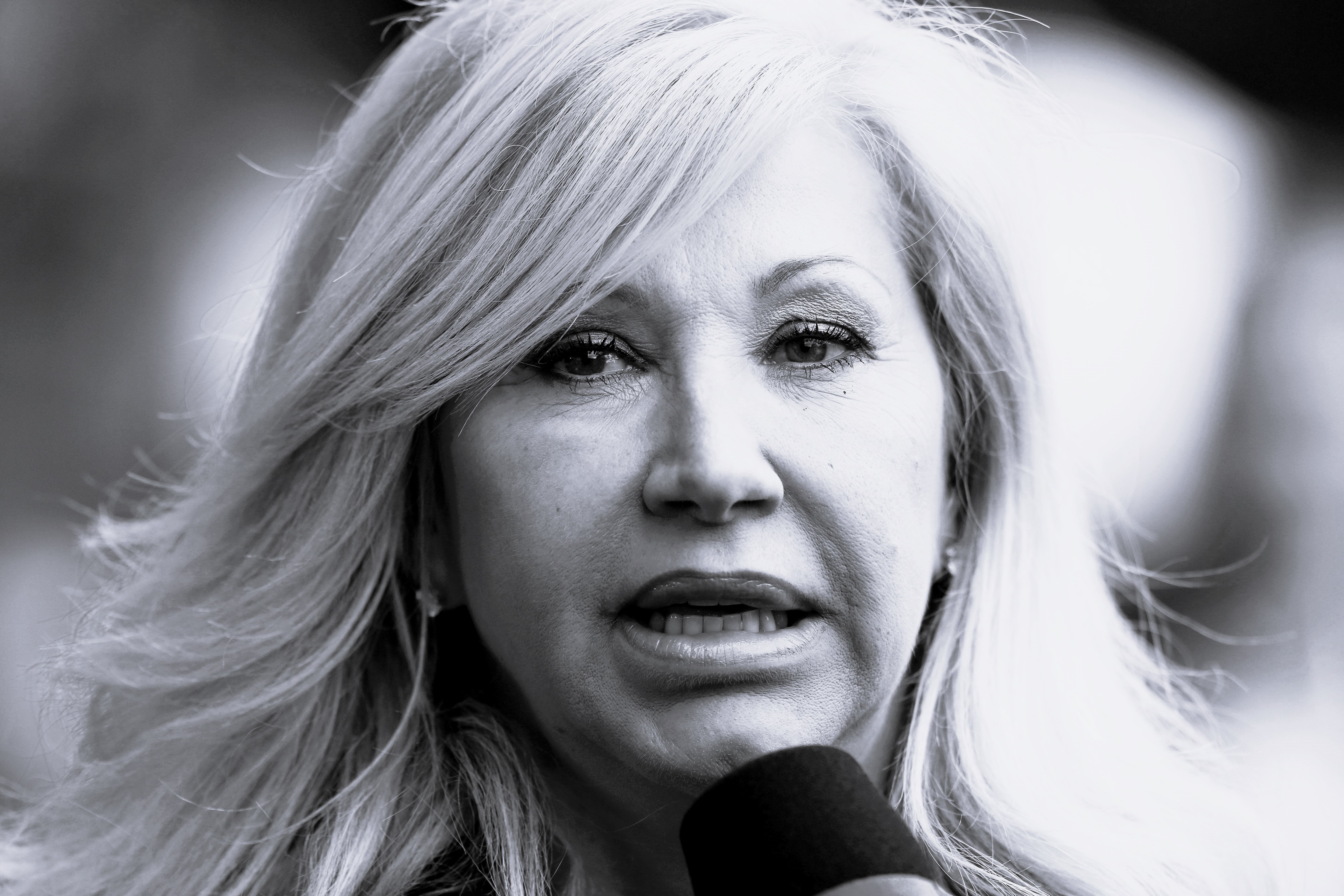 Schock für Carmen Geiss – Sie muss schon wieder unters Messer!